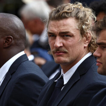 Rugby : la sélection de Bastien Chalureau en équipe de France fait polémique