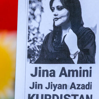 Iran : un an après la mort de Mahsa Amini, sa ville de Saqqez sous tension
