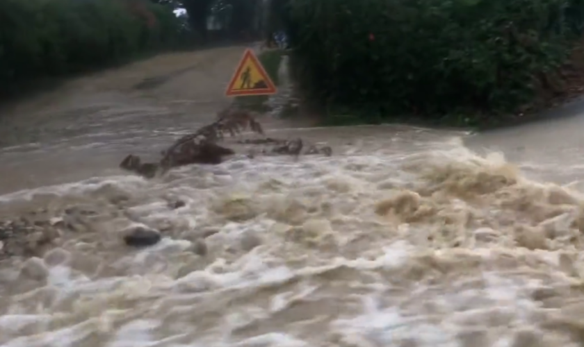 Drôme et Ardèche : des inondations font d’importants dégâts après des pluies diluviennes