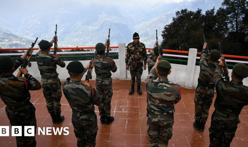 Indian soldiers prepare for drill in Tawang, Arunachal Pradesh
