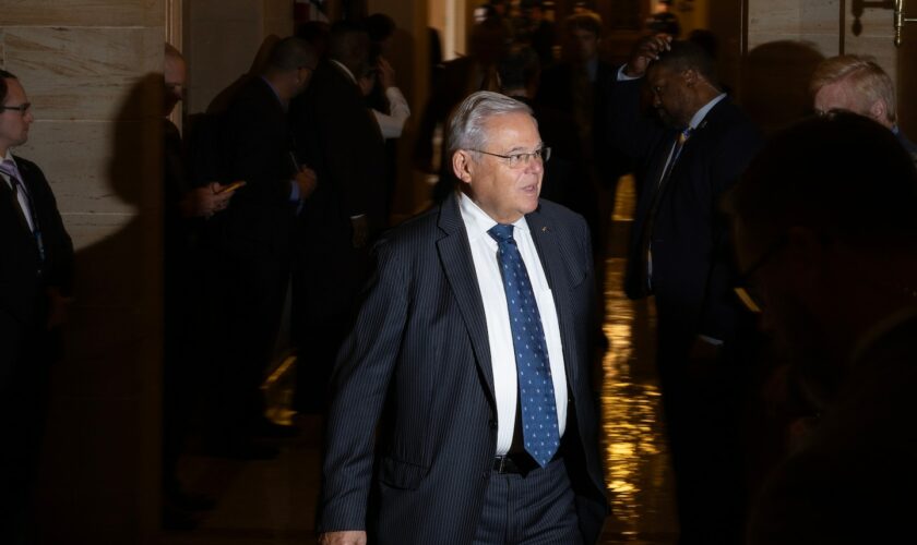 Democrats need to shove Menendez off the stage