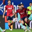 El Barça se lleva la victoria en El Sadar por atraco