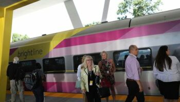 Florida: Hochgeschwindigkeitszug Brightline zwischen Miami und Orlando als Testfall für Bahnland USA