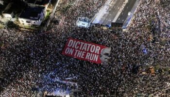 Israel: Mehr als 100.000 Israelis demonstrieren gegen die Regierung