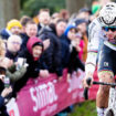 Mathieu van der Poel crache sur des spectateurs en pleine course de cyclo-cross aux Pays-Bas