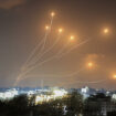 Guerre Israël-Hamas : des roquettes lancées sur Tel-Aviv au moment du passage à 2024