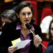 La ministre de l'Education et des Sports Amélie Oudéa-Castéra s'exprime lors des questions au gouvernement le 6 février 2024 à l'Assemblée nationale à Paris