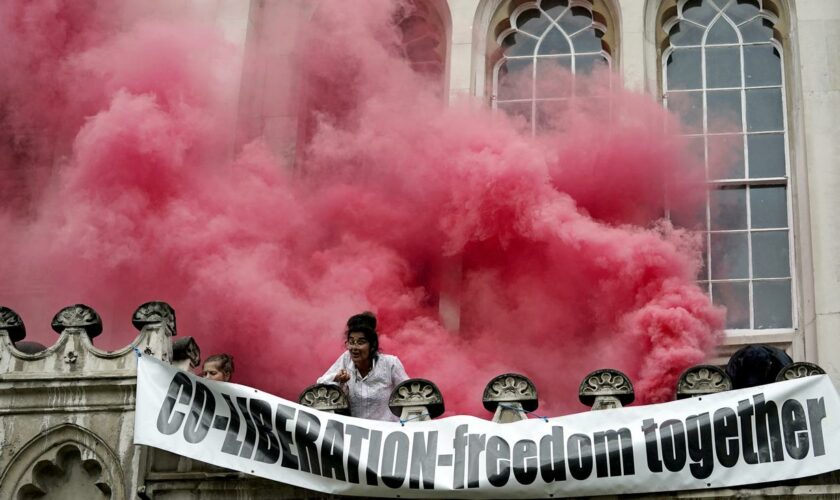 Großbritannien: Britische Regierung will Demonstrationsrecht verschärfen