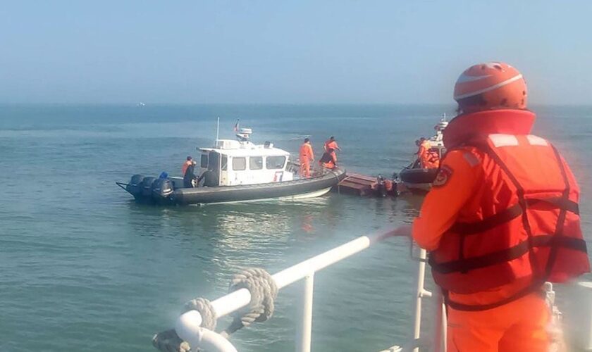2 Chinese fishermen drown while being chased by Taiwan's Coast Guard for alleged trespassing