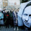 Mort d'Alexeï Navalny, en direct : des manifestations en Europe et aux Etats-Unis, de vives réactions