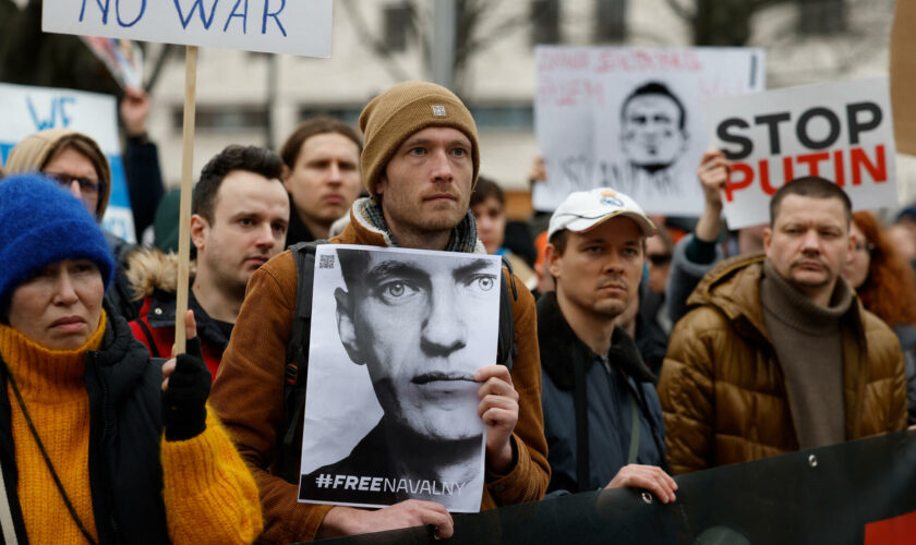 Après la mort d’Alexeï Navalny, la Russie condamne plus de 150 personnes à de la prison