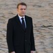 Le président Emmanuel Macron aux Invalides, le 5 janvier 2024 à Paris