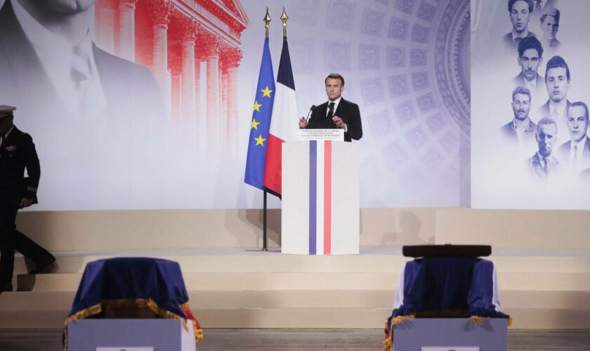 Emmanuel Macron, lors de la cérémonie d'intronisation au Panthéon de Missak Manouchian et de son épouse Mélinée, à Paris, le 21 février 2024.
