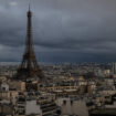 Fin de la grève à la tour Eiffel après cinq jours de fermeture