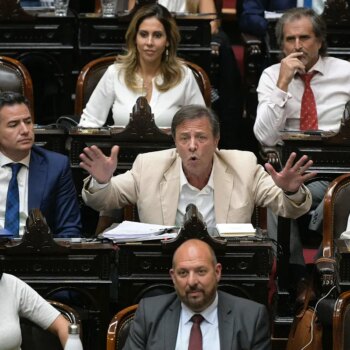 El portavoz parlamentario de Milei propone una ley para derogar el aborto y declararlo delito en Argentina