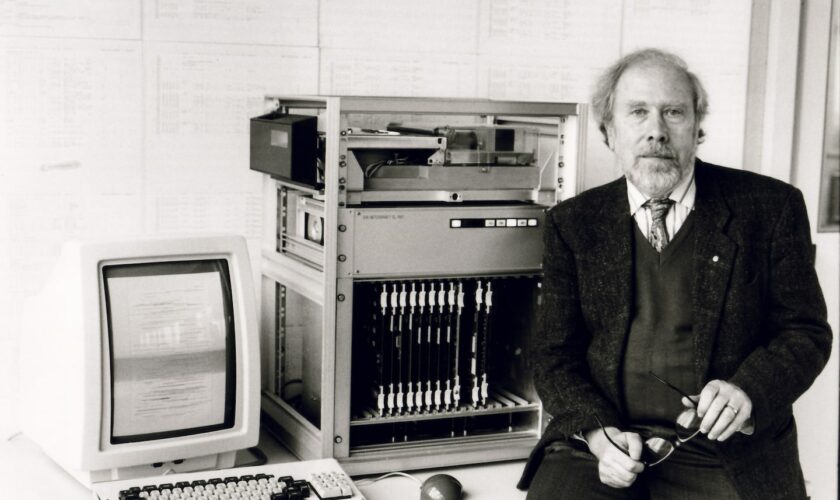 Niklaus Wirth, software developer who saw power in simplicity, dies at 89