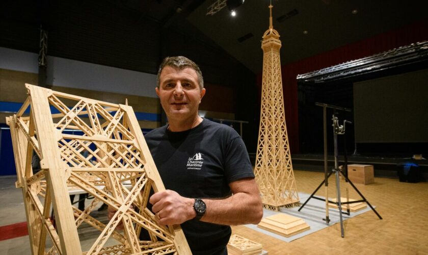 Tour Eiffel en allumettes : les juges du « Guinness World Records » invalident la tentative de record
