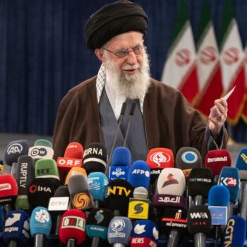 Iran: Offenbar niedrige Beteiligung bei Parlamentswahlen im Iran