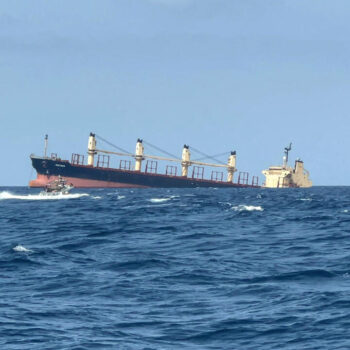 Le cargo coulé en mer Rouge par les Houthis présente un "risque environnemental"