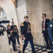 EN DIRECT - IVG dans la Constitution : les parlementaires sont arrivés à Versailles