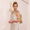 Emily Blunt shares how the levitating straps on her Oscars dress works