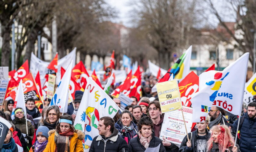 Grève de la fonction publique, de l'école et des infirmiers : quelle mobilisation ce 19 mars ?