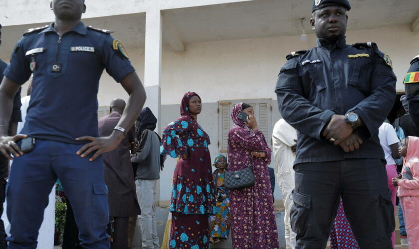 Présidentielle au Sénégal : l’opposant Bassirou Diomaye Faye en tête selon les premières tendances