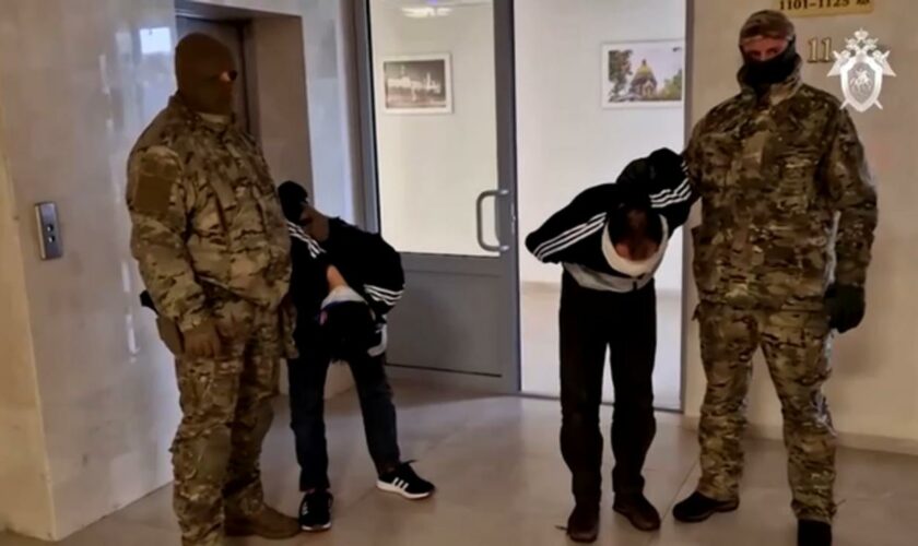 Terroranschlag auf Konzerthalle: Russische Behörden veröffentlichen Video von angeblichen Verdächtigen