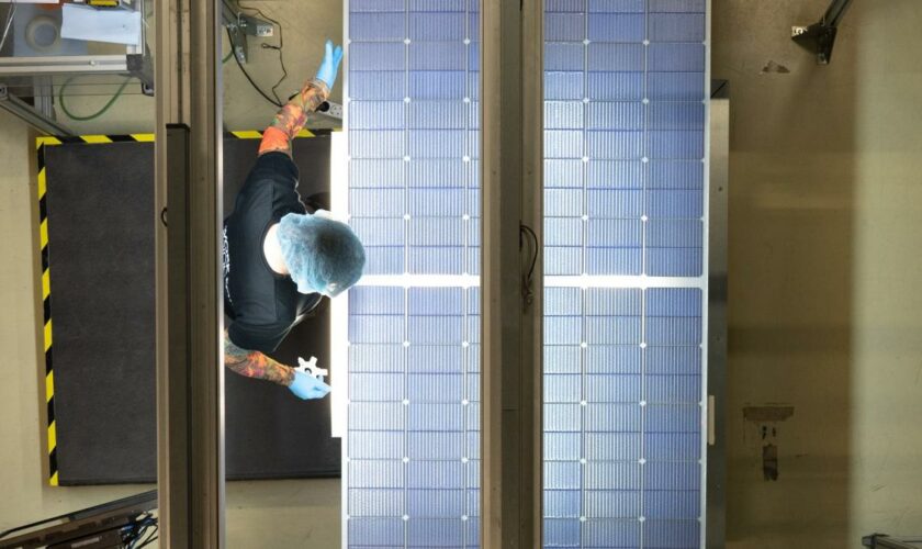 Wirtschaftsministerium bedauert Schließung von Solarwerk in Sachsen