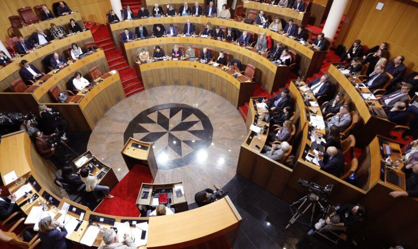 Mittelmeerinsel Korsika: Korsisches Parlament stimmt Text für Autonomie zu