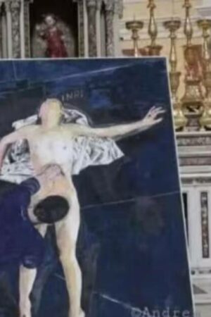 En Italie, une peinture du Christ jugée blasphématoire vandalisée dans une église, son auteur blessé