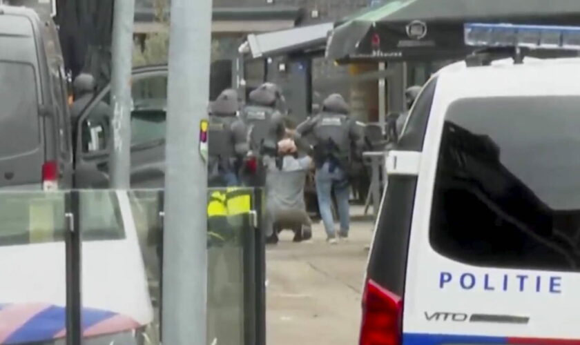 Pays-Bas : Les personnes prises en otage ce matin ont été relâchées