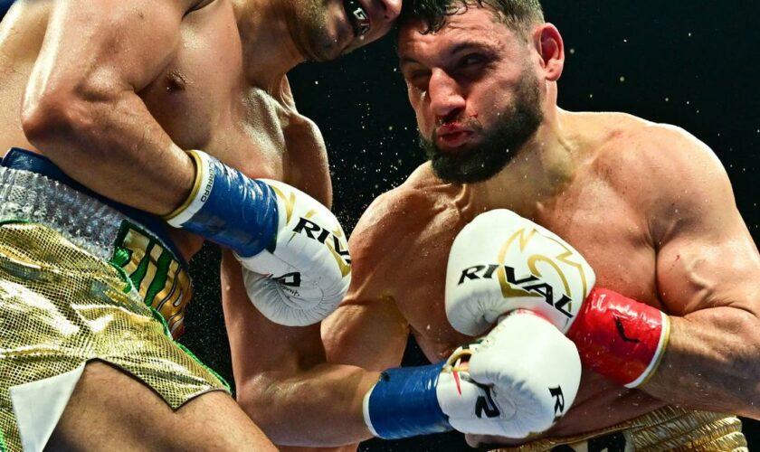 Boxe : Arsen Goulamirian dépossédé de sa ceinture mondiale par «un serpent»