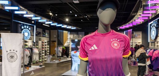 DFB-Wechsel von Adidas zu Nike: Nike zahlt dem DFB offenbar jährlich 100 Millionen Euro