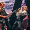 Depeche Mode, derroche de músculo y vitalidad para ganarle otra mano a la parca