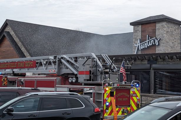 Fire engulfs 'entire buffet table' during busy Easter brunch at Austin's Saloon in Libertyville