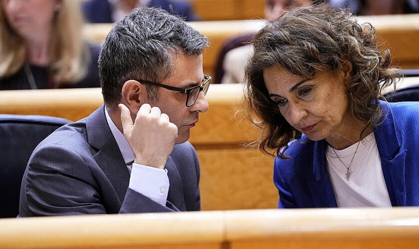 Gobiernos del PSOE se rebelan contra los "privilegios" que ERC intenta imponer a Sánchez