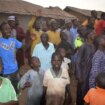 Hombres armados secuestran a más de 280 niños en un colegio de Nigeria
