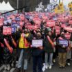South Korea moves to suspend striking doctors' licenses