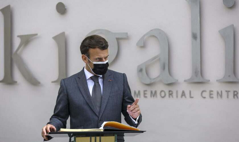 La France «aurait pu arrêter le génocide» au Rwanda mais n’en a «pas eu la volonté», estime Macron