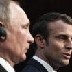 Entre la France et la Russie, "nous sommes au plus bas" mais "les ponts ne sont pas coupés"