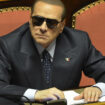 Et maintenant, un timbre pour célébrer Berlusconi : (tristes) dernières nouvelles d’Italie