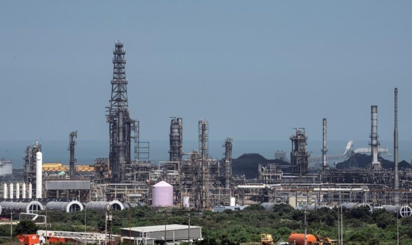 Les États-Unis vont réimposer des sanctions pétrolières contre le Venezuela