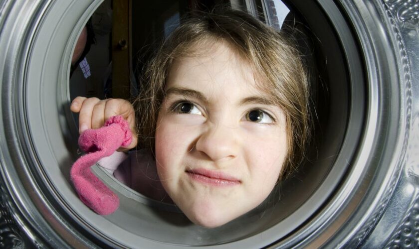 Darum verschwinden Socken so häufig in der Waschmaschine