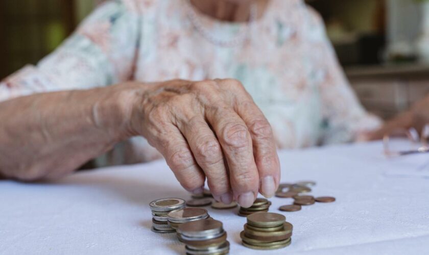 Altersarmut: Frauen verfügen im Alter über ein Viertel weniger Geld als Männer