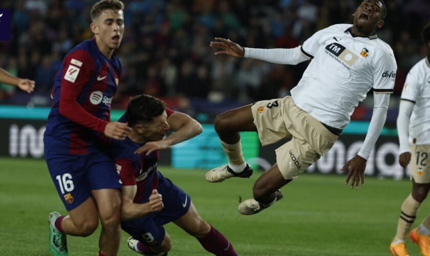 Fußball in Spanien: FC Barcelona siegt dank Lewandowski