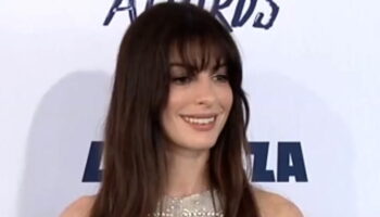 Anne Hathaway reveals she