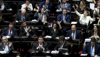 En Argentine, les députés donnent un premier feu vert aux réformes ultralibérales de Javier Milei