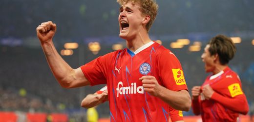 2. Fußball-Bundesliga: Holstein Kiel besiegt Hamburger SV und setzt sich weiter ab