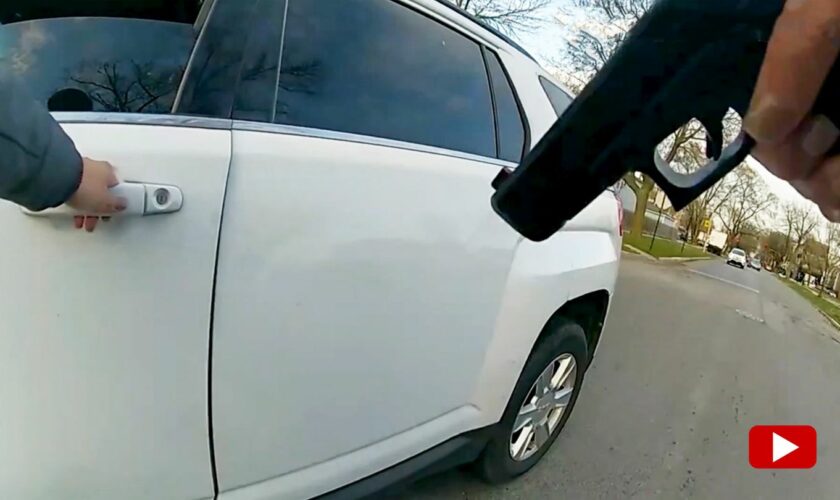 96 Kugeln abgefeuert: Bodycam-Aufnahmen veröffentlicht: US-Polizei tötet Schwarzen Dexter Reed – Schwester hörte alles über Funk mit